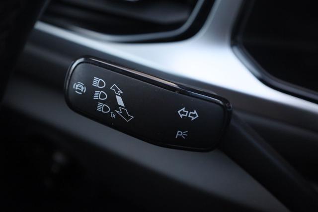 VOLKSWAGEN T-Roc 1.5 TSI ACT DSG Life