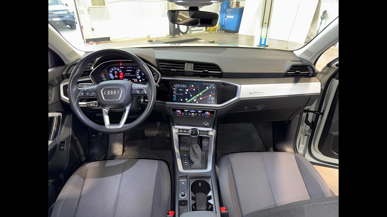 AUDI Q3 2019 Sportback - Q3 Sportback 35 1.5 tfsi Business Plus s