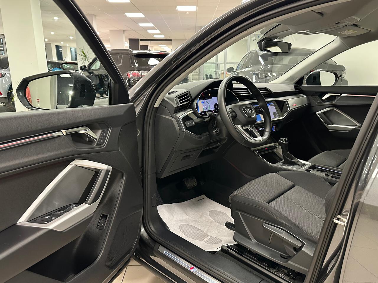 Audi Q3 SPB 35 TDI 150 CV S tronic S line edition -2024