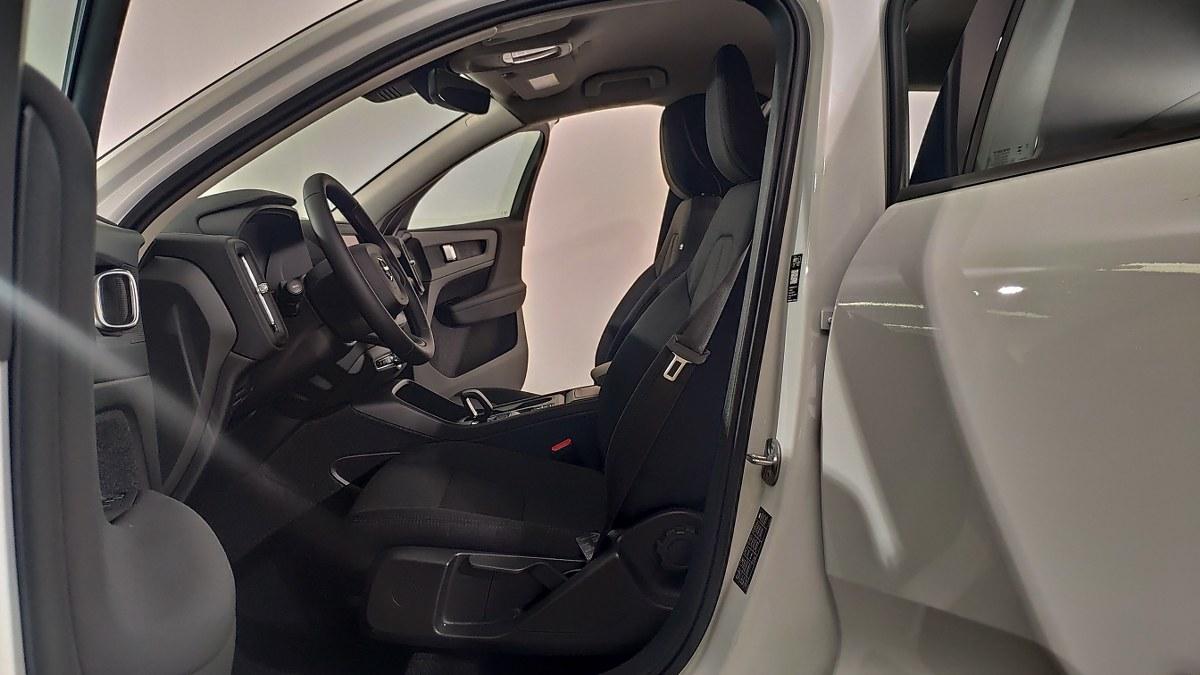 VOLVO Xc40 B3 Mild Hybrid Automatico Essential