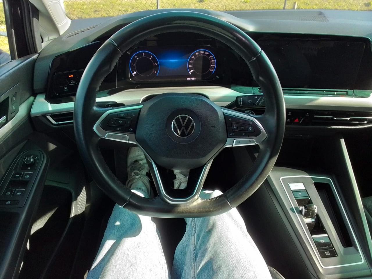 Volkswagen Golf Life 2.0 TDI 150cv DSG