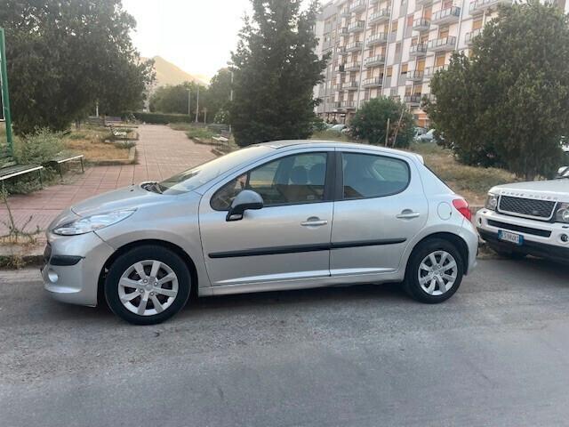 Peugeot 207 1.6 HDi Anche permuta o scambi0