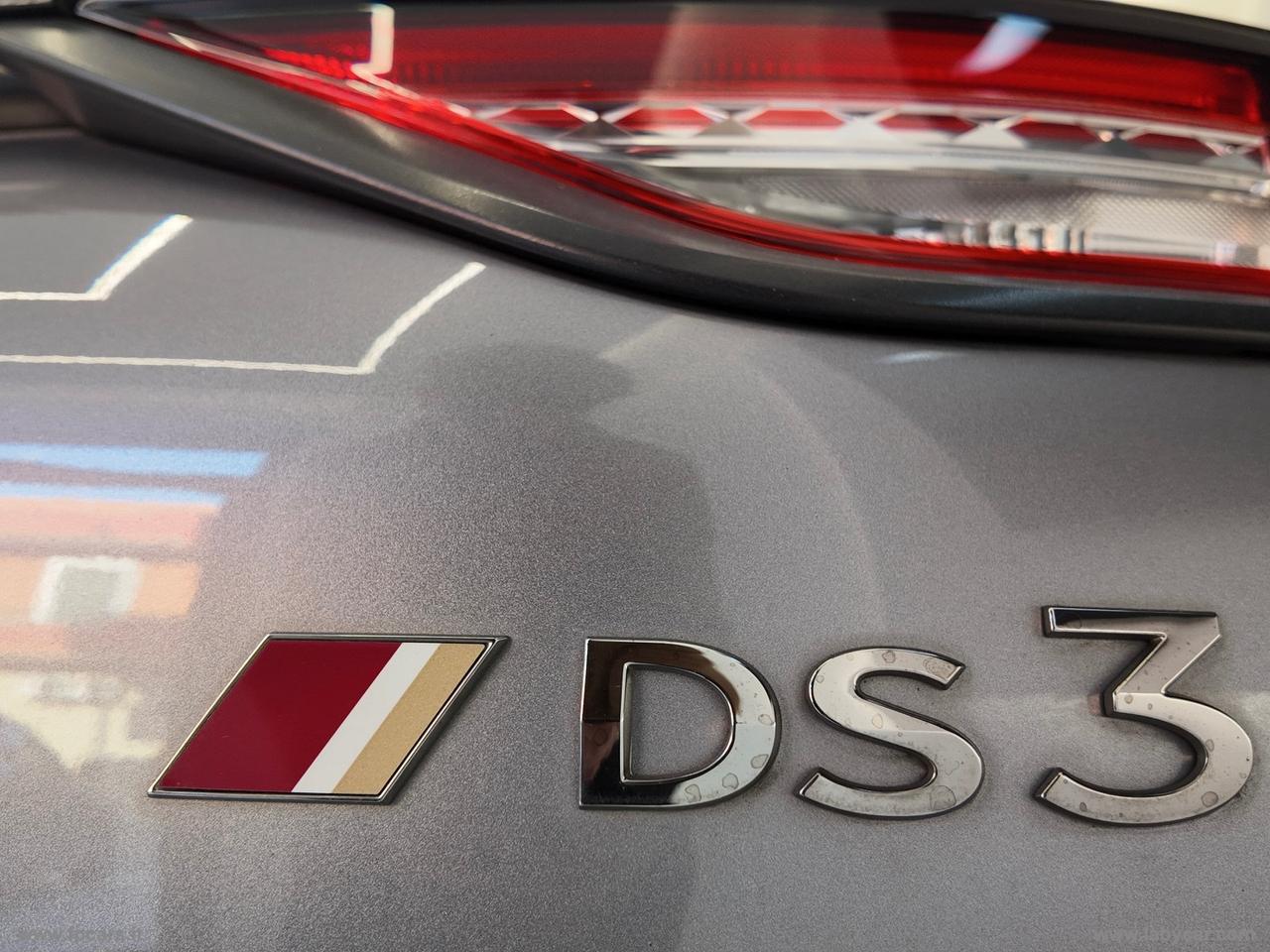 DS AUTOMOBILES DS 3 Crossback BlueHDi 110 PERFORMANCE LINE