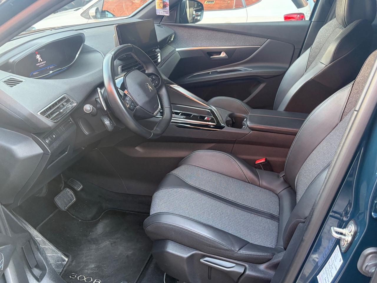 Peugeot 3008 Blue -HDi 130 S&S EAT8 Allure