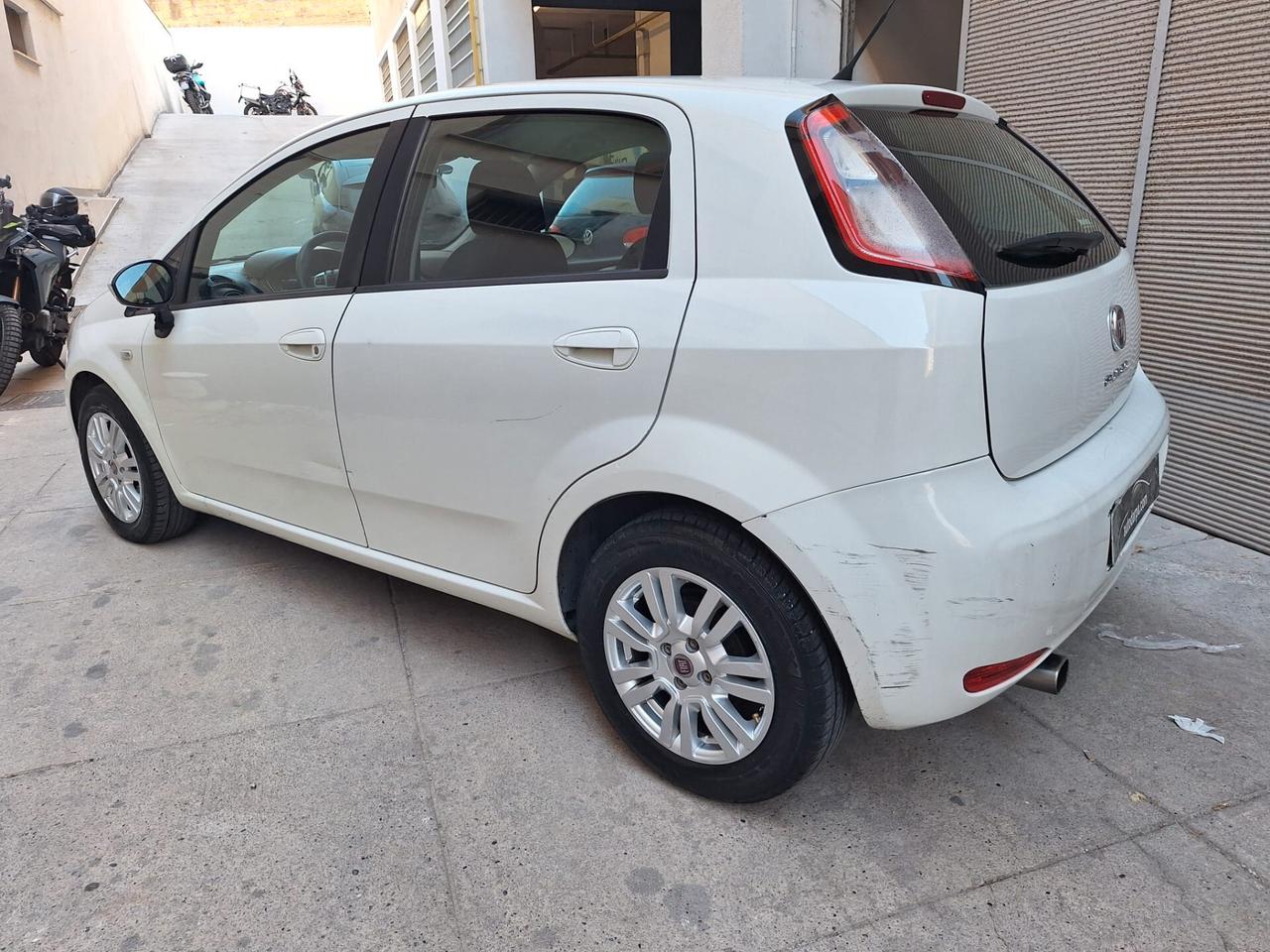 Fiat Punto 1.3 MJT II S&S 85 CV 5 porte ECO Lounge
