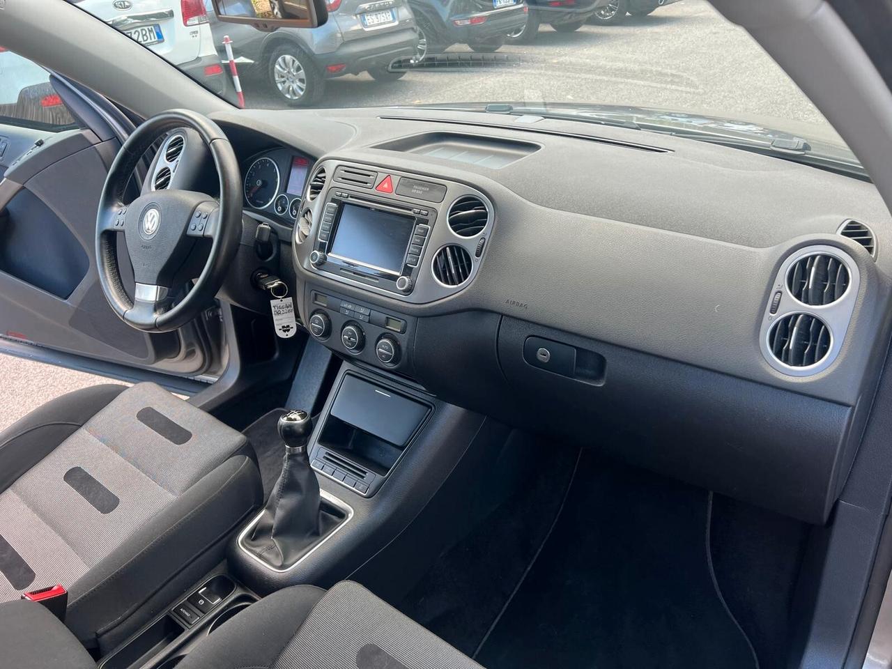 Volkswagen Tiguan 2.0 TSI Sport & Style (18°)