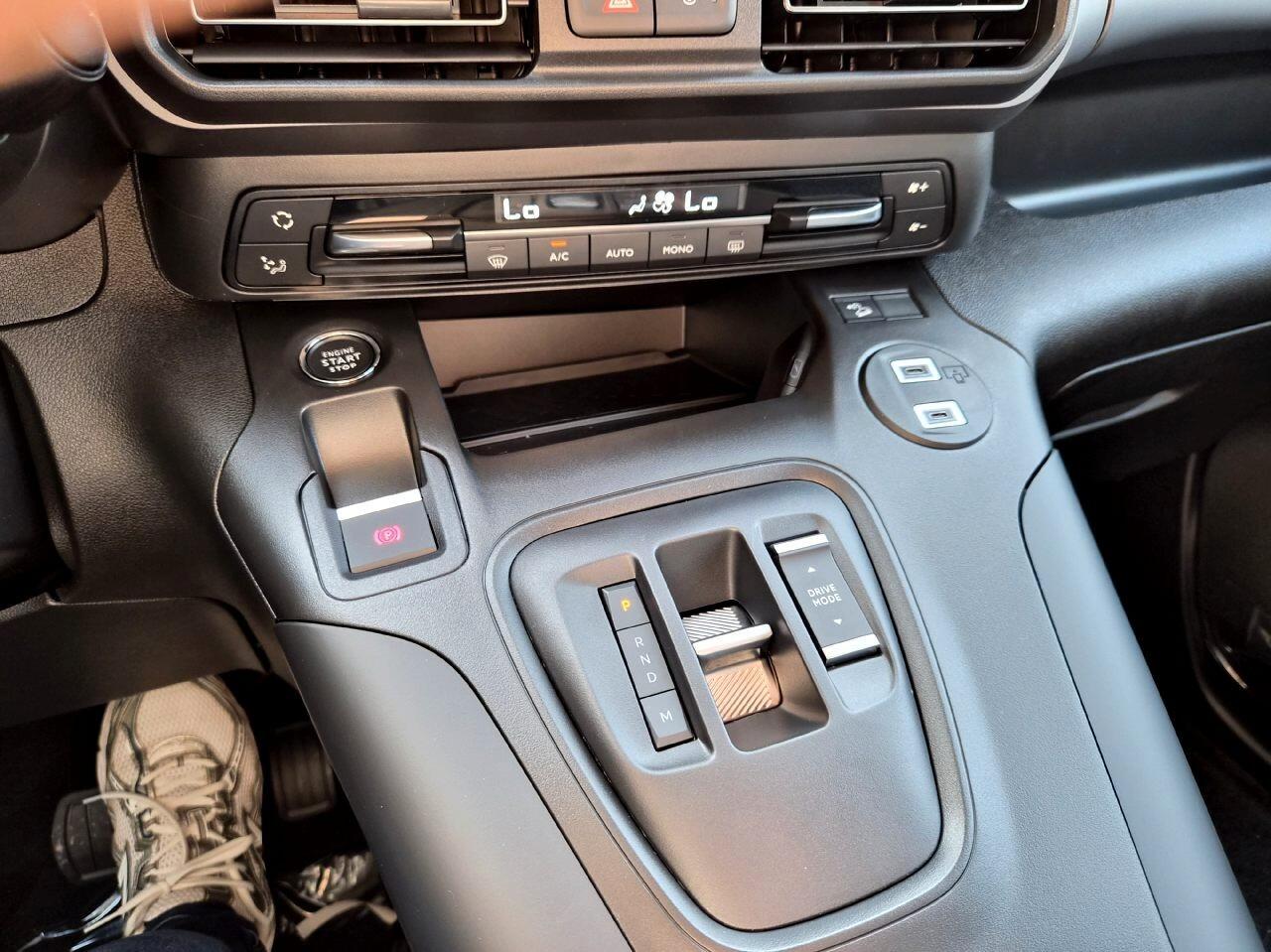 Fiat Doblo QUBO - Doblò 7 POSTI 1.5 d '' La Prima'' KM ZERO