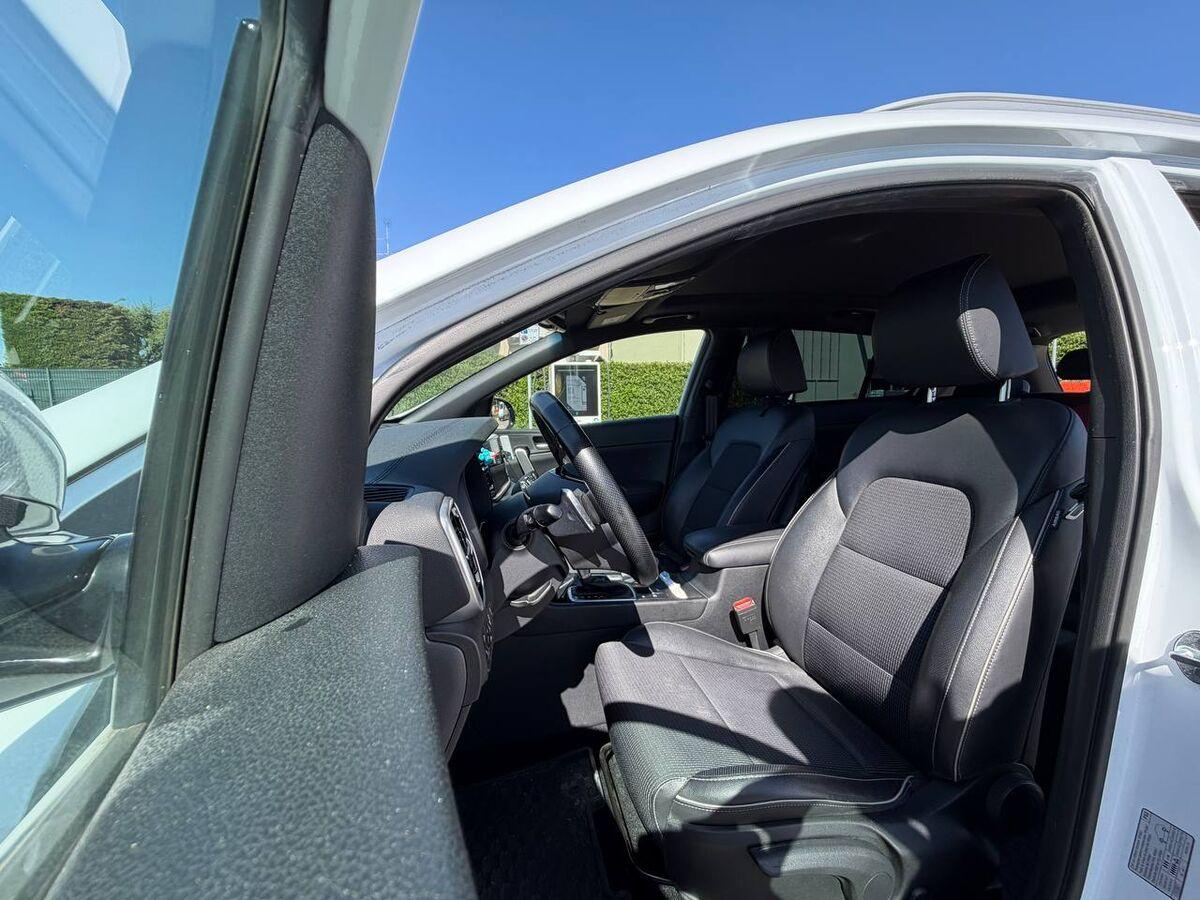 Kia Sportage 1.6 crdi mhev GT Line Panorama Sunroof pack awd 136cv dct