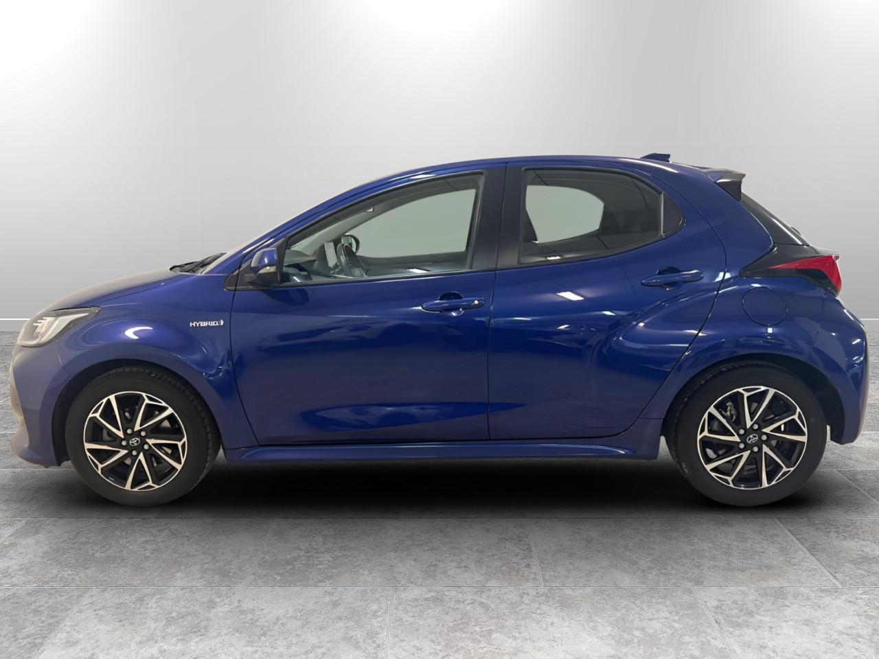 TOYOTA Yaris 1.5h Trend