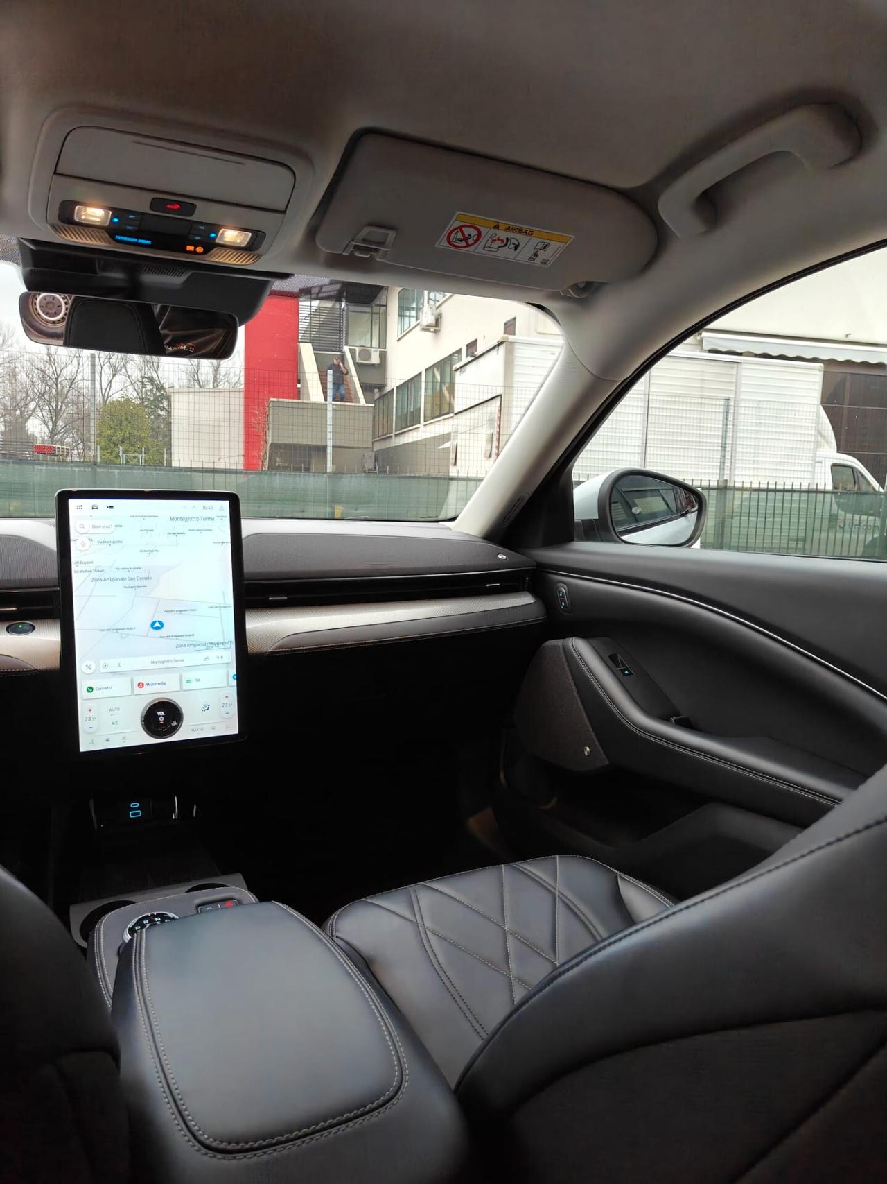 Ford Mustang Mach-E Extended Range 294 CV