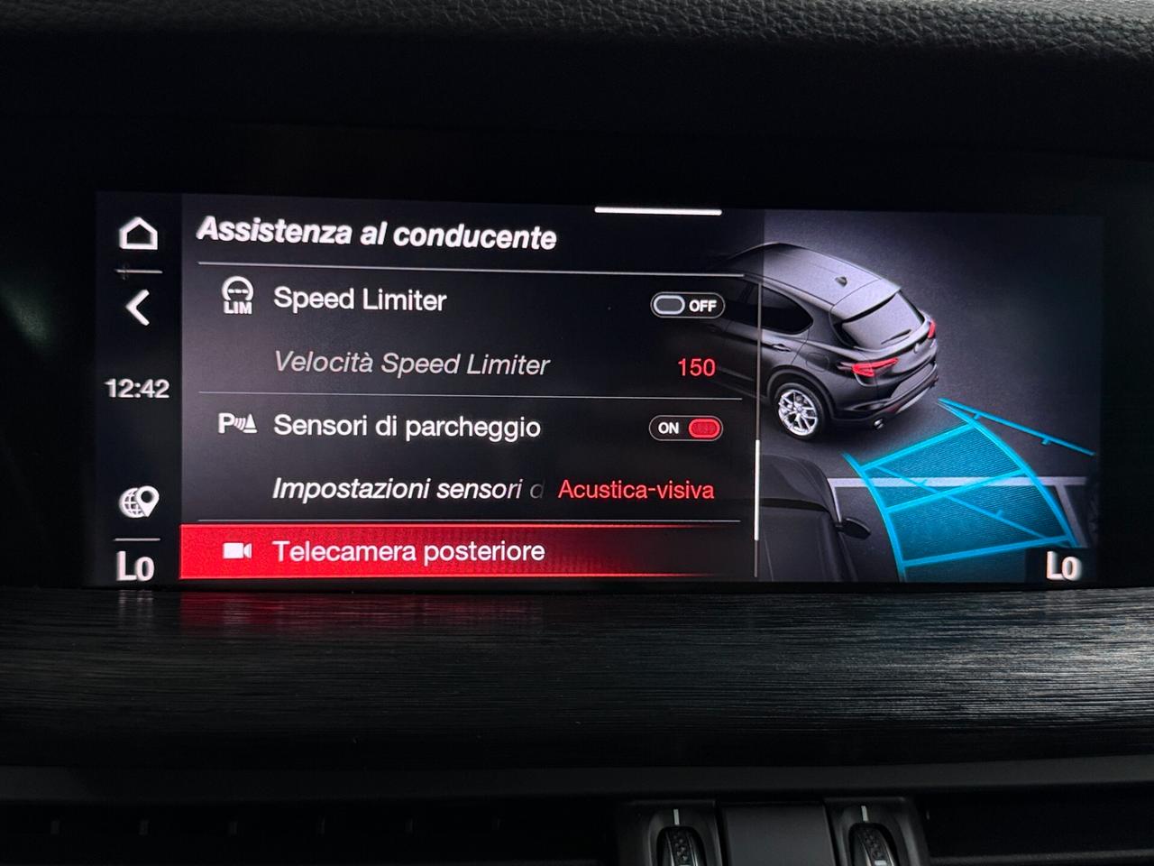 Alfa Romeo Stelvio 2.2 TD 160 CV ROSSO EDIZIONE CERCHI 19" PADDLE PINZE ROSSE RETROCAMERA DISTRIBUZIONE ESEGUITA FRENI