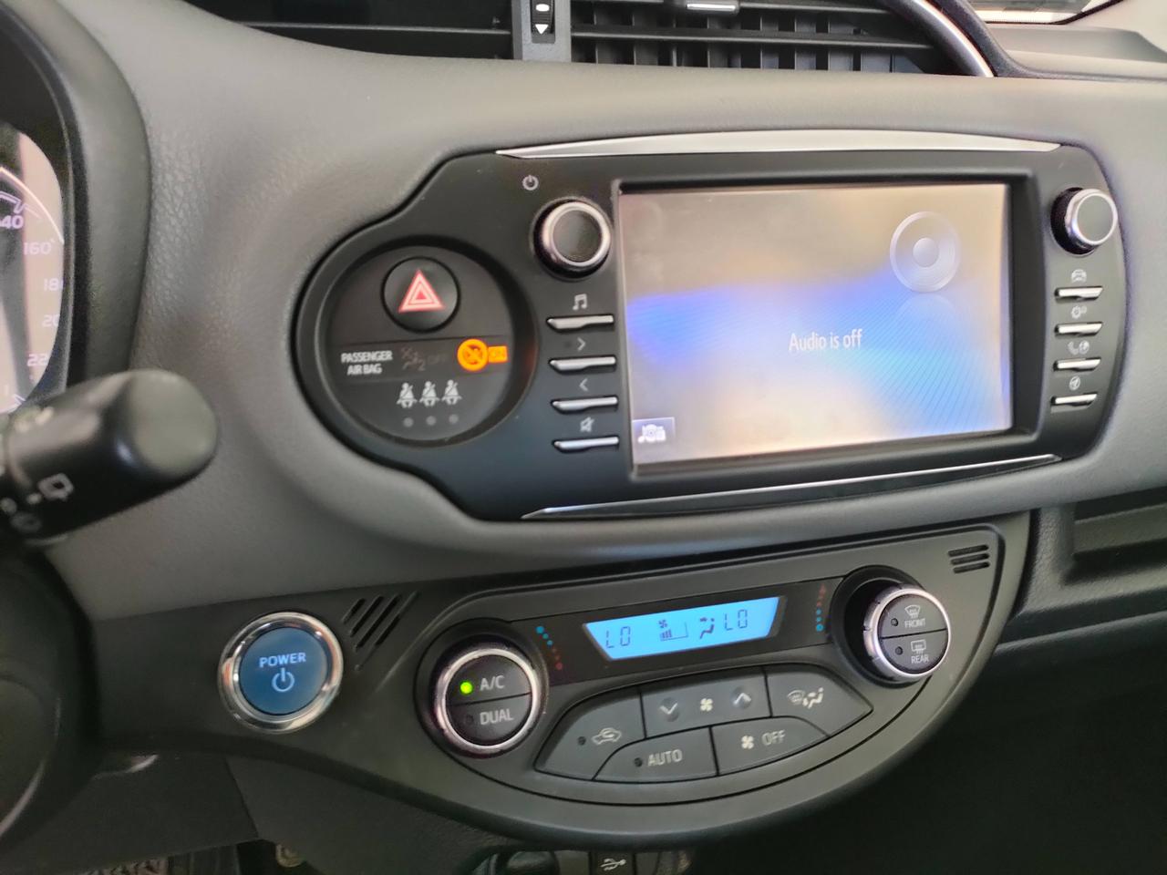 TOYOTA Yaris III 2017 - Yaris 5p 1.5h Active my18