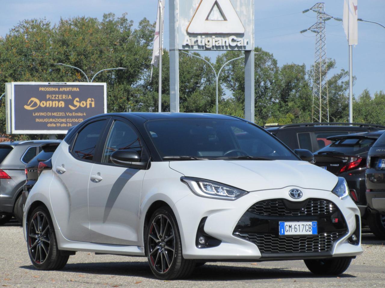Toyota Yaris 1.5h GR Sport