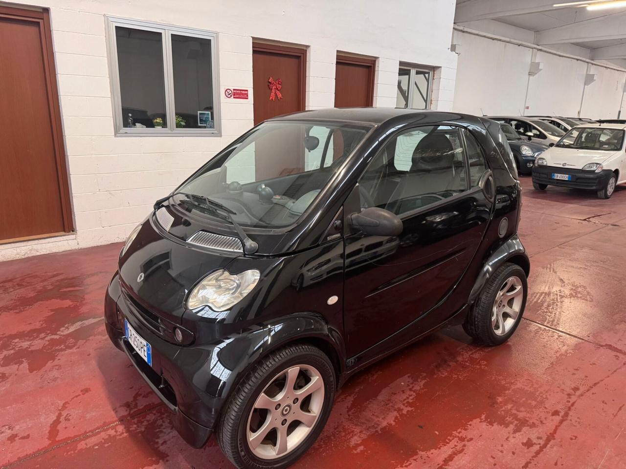 Smart ForTwo 700 coupé passion INTERNI BRABUS