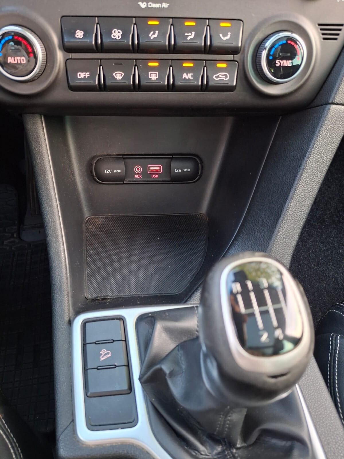 Kia Sportage 1.7 crdi-COOL NAVI-EURO 6-TETTO PANORAMICO-