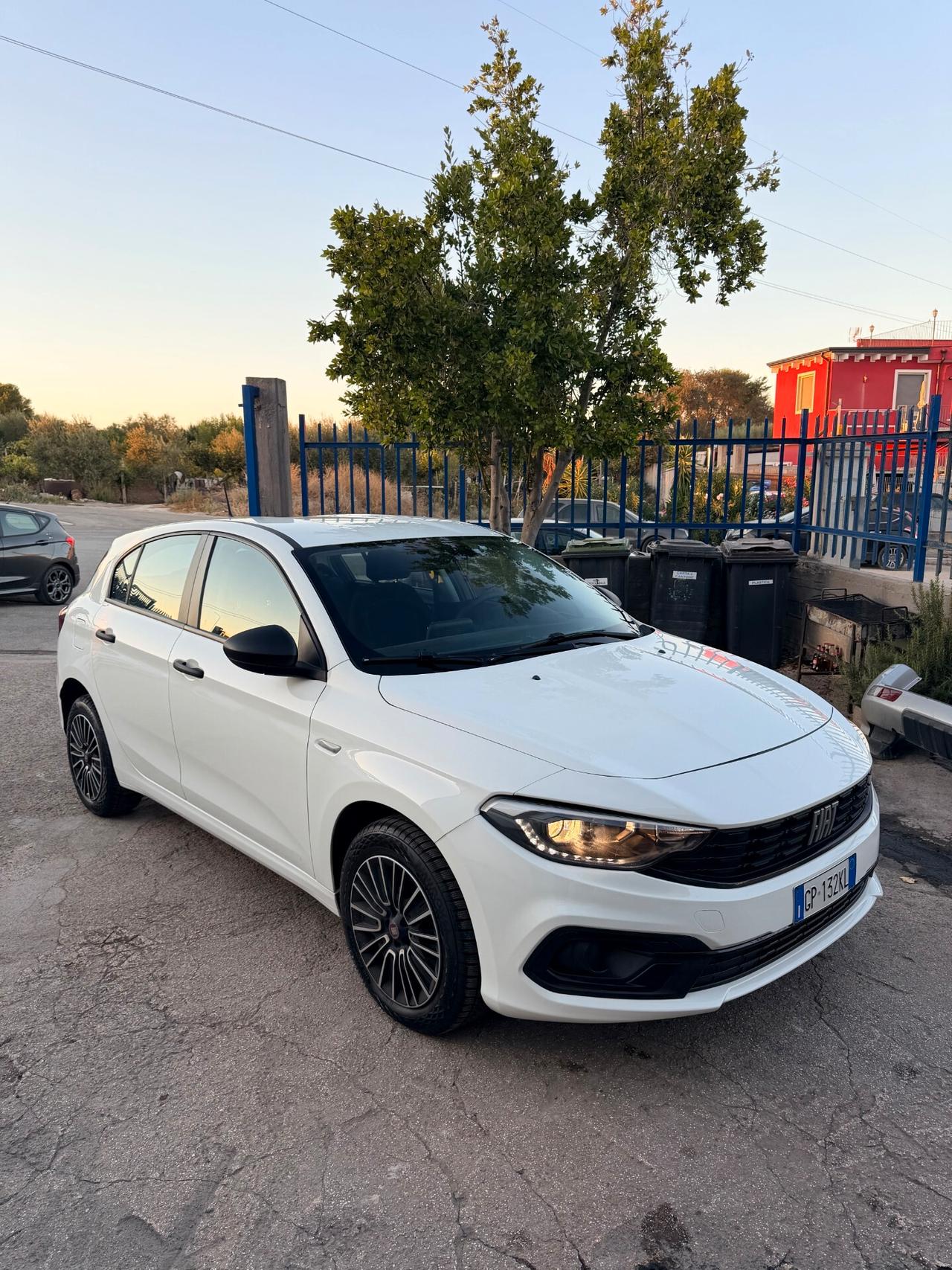 FIAT TIPO 1.5 HYBRID DCT 62.000 KM