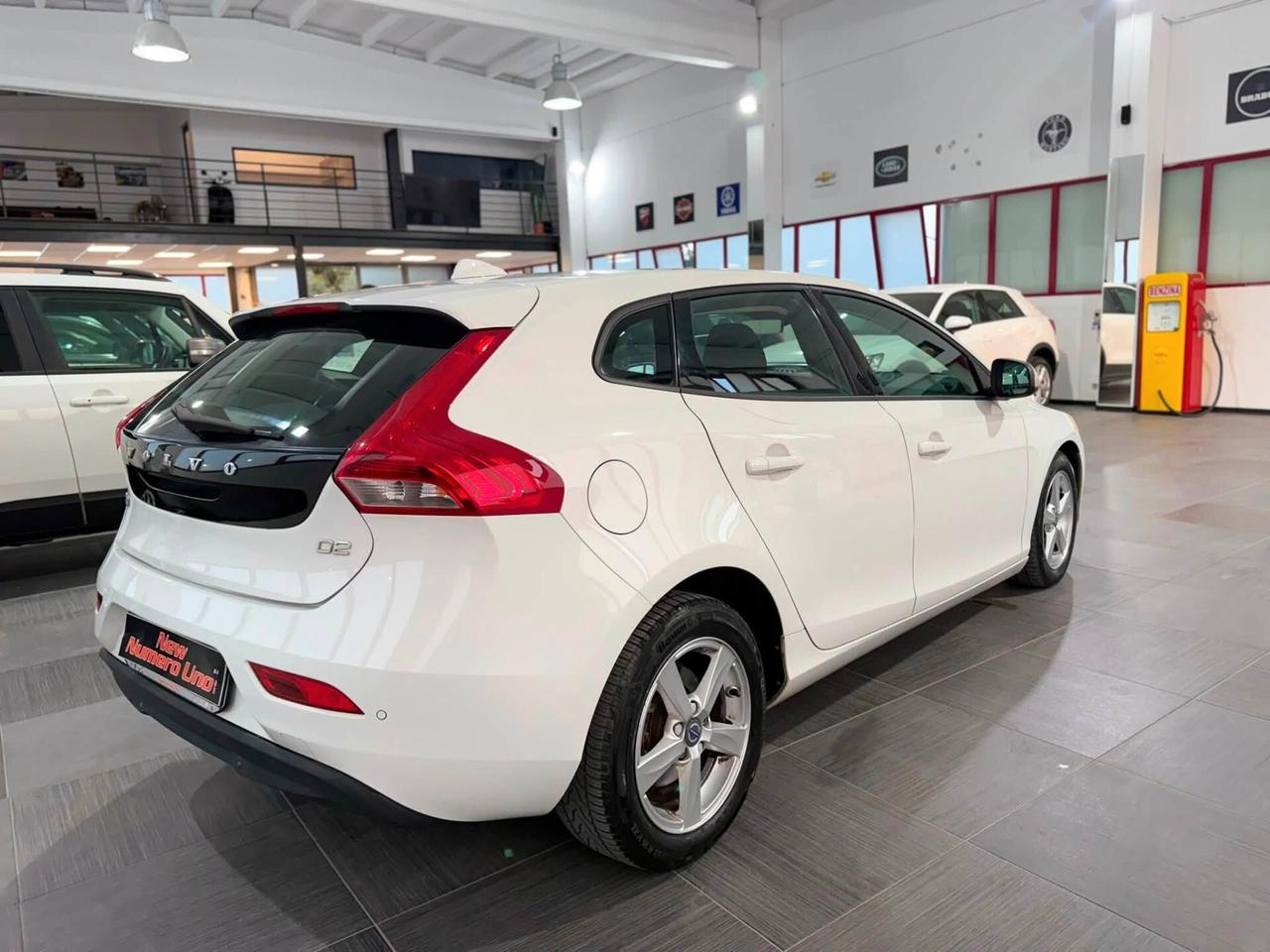 Volvo V40 D2 1.6 115cv SUMMUM 2015