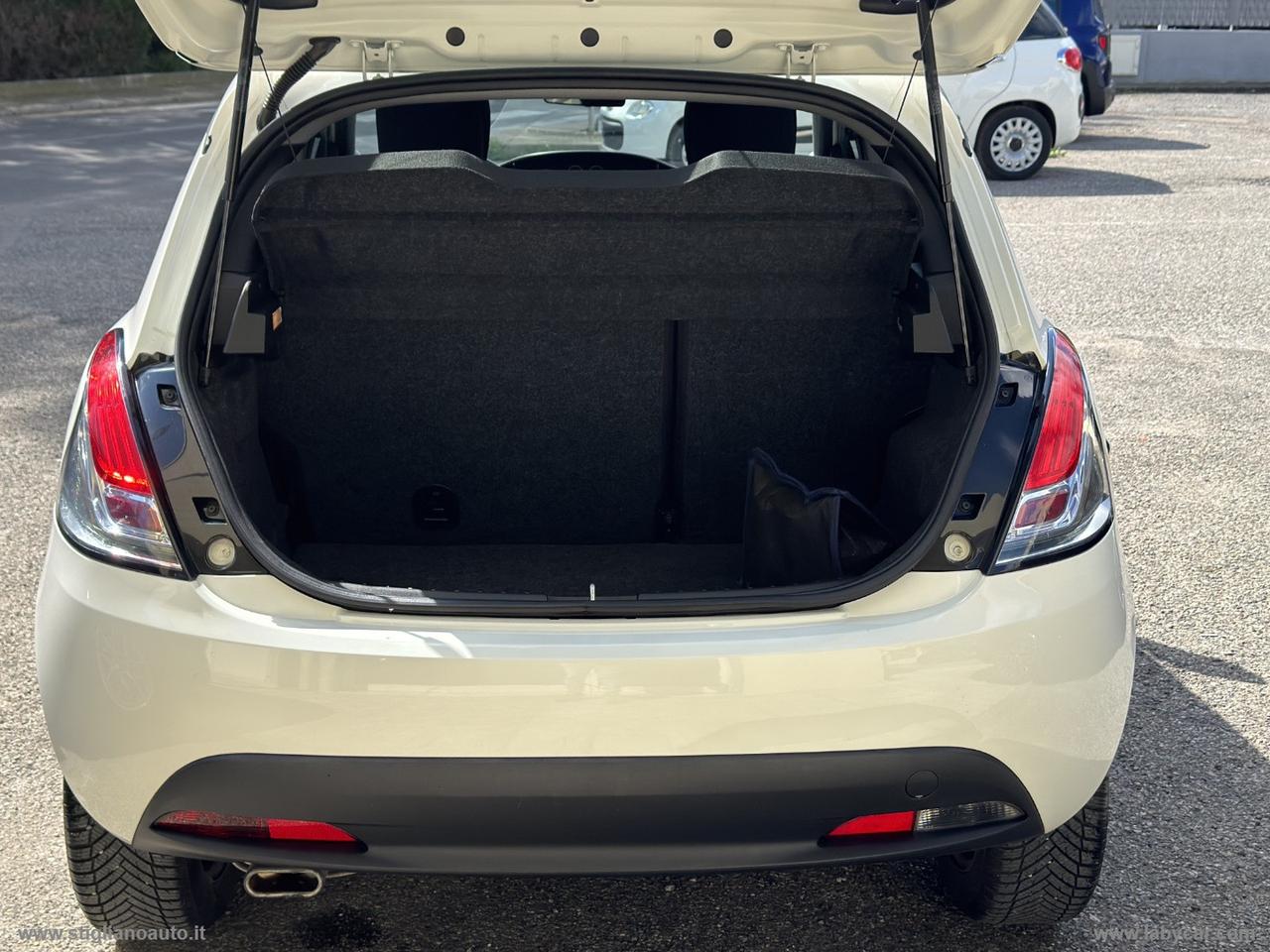 LANCIA Ypsilon 1.2 69 CV 5p. GPL Ecochic GOLD !!!!!UNICO PROPIETARIO!!!!!!