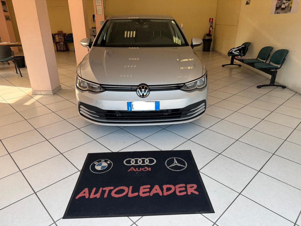 Volkswagen Golf 1.0 eTSI EVO DSG Life