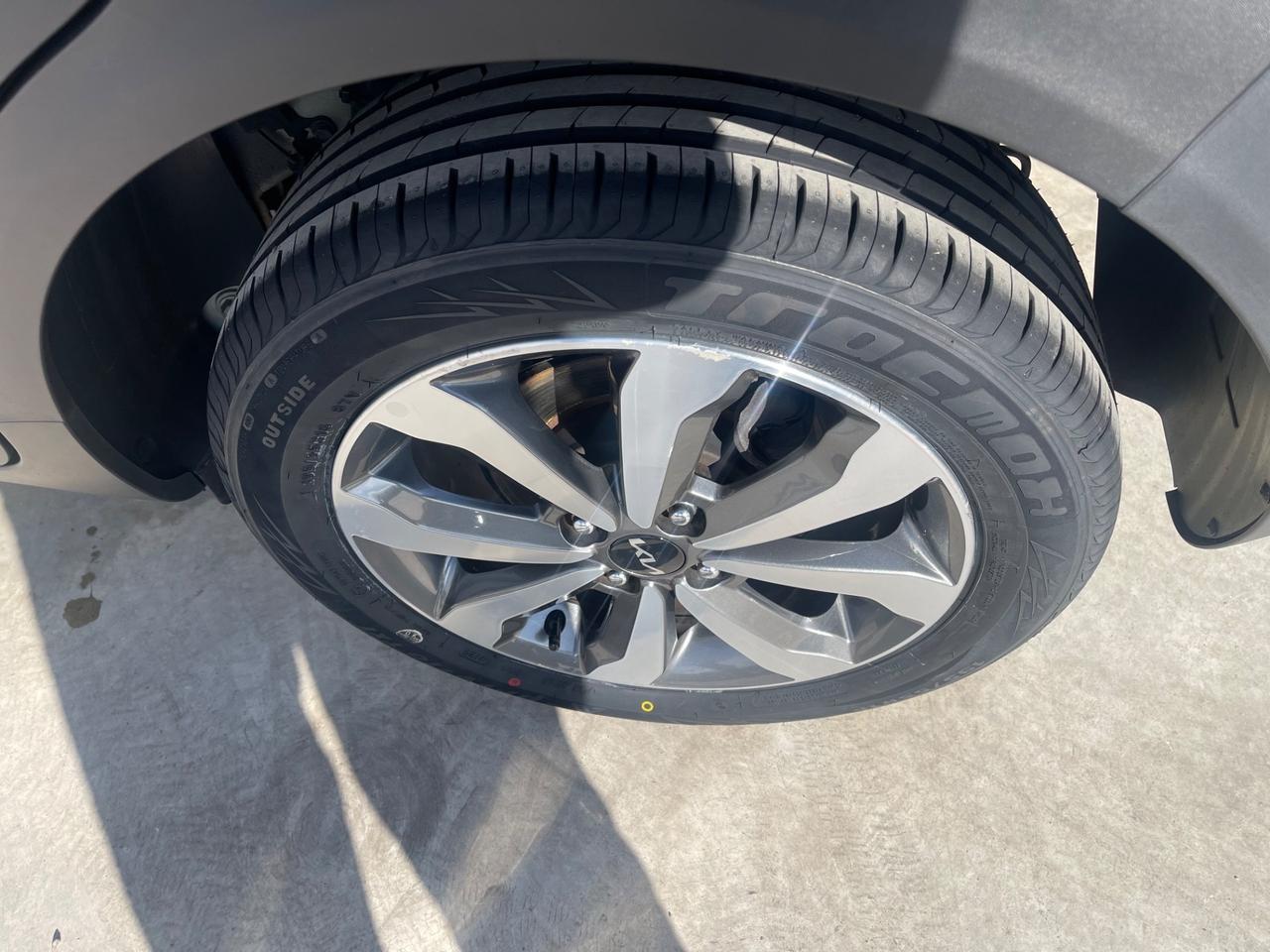 Kia Stonic 1.0 T-GDi 100 CV MHEV iMT Style