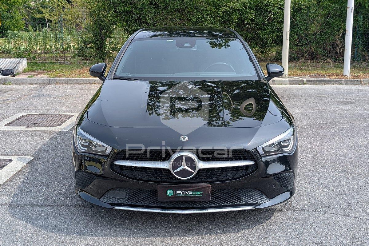 MERCEDES CLA 200 d Automatic Shooting Brake Premium