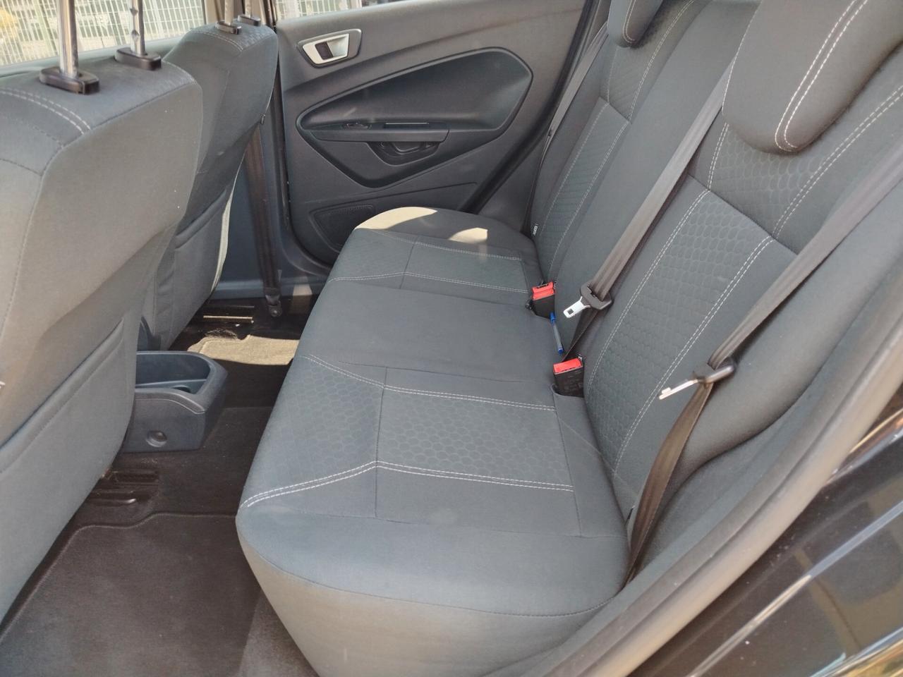 Ford Fiesta 1.4 5 porte Bz.- GPL Titanium