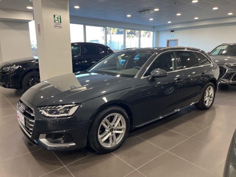 Audi A4 Audi Avant Business Advanced 40 TDI quattro 150(204) kW(CV) S tronic