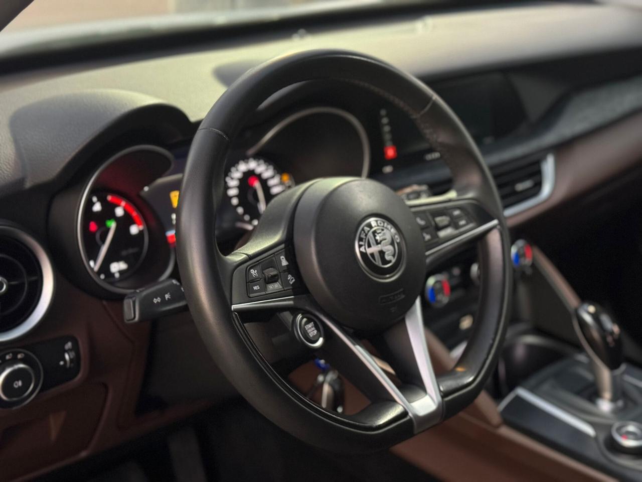 Alfa Romeo Stelvio 2.2 Turbodiesel 210 CV AT8 Q4 Super