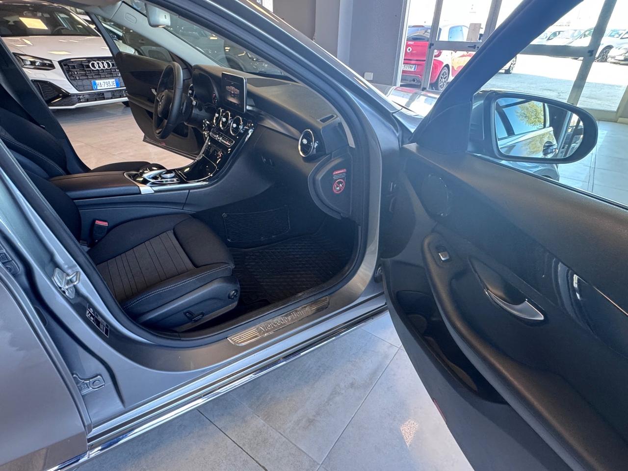 MERCEDES C220 CDI EXECUTIVE AUTOMATICA PLUS