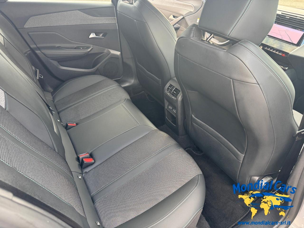 Peugeot 308 BlueHDi 130 S&S SW Allure