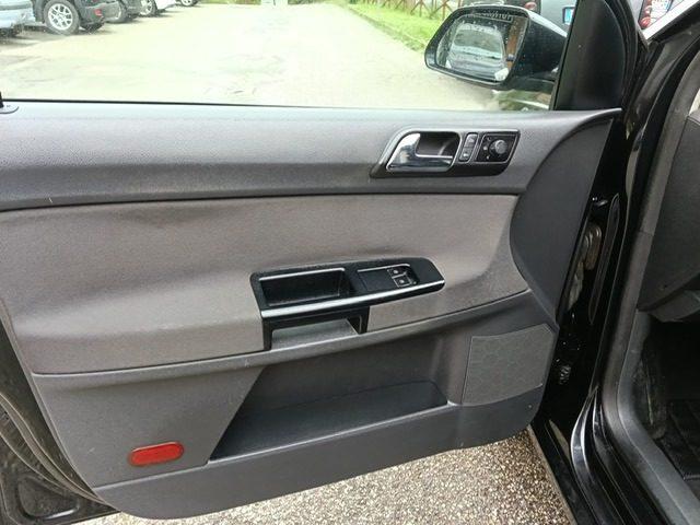 VOLKSWAGEN Polo 1.4/80CV TDI 5p. Sportline