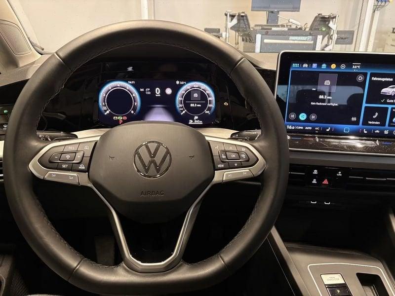Volkswagen Golf Variant 1.5 eTSI ACT Life DSG Cockpit App Connect 16" Winter Pack
