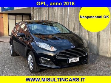 FORD Fiesta 1.4 5 porte Bz.- GPL Black & White Edition