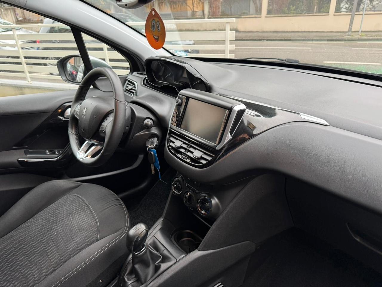 PEUGEOT 208 PureTech 82 5p ALLURE NEOPAT