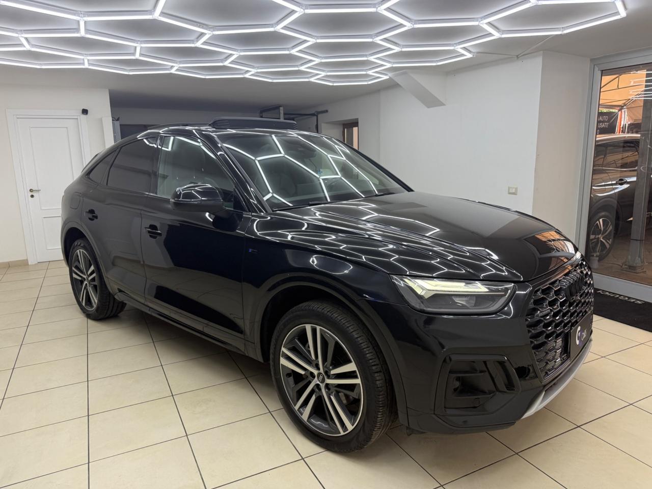 Audi Q5 40 TDI 204 CV S line plus UNICOPRO ITA FULL