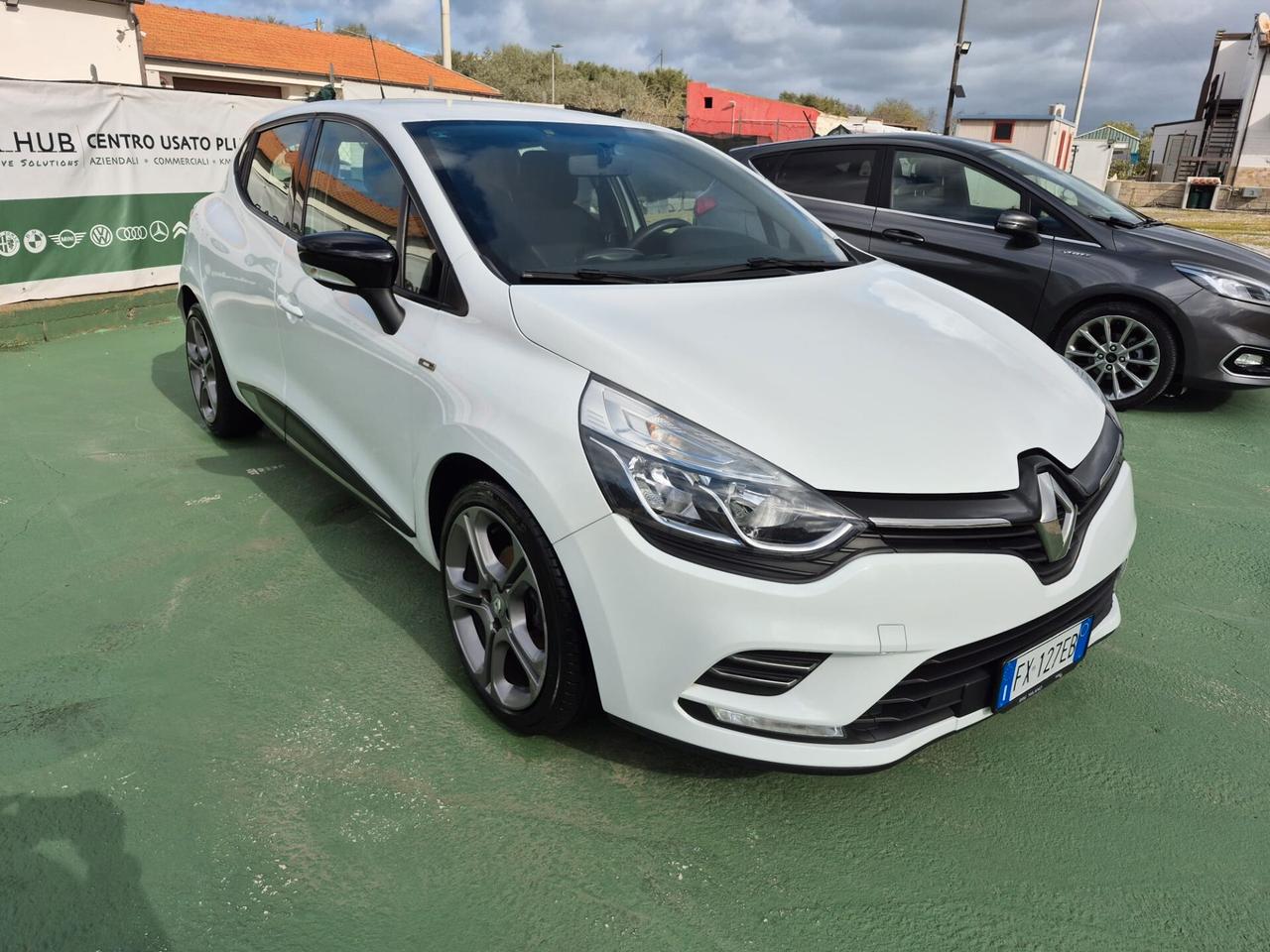 Renault Clio 1.5 dci 75 CV 5 Moschino Zen