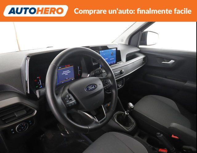 FORD Tourneo Courier 1.0 EcoBoost Titanium