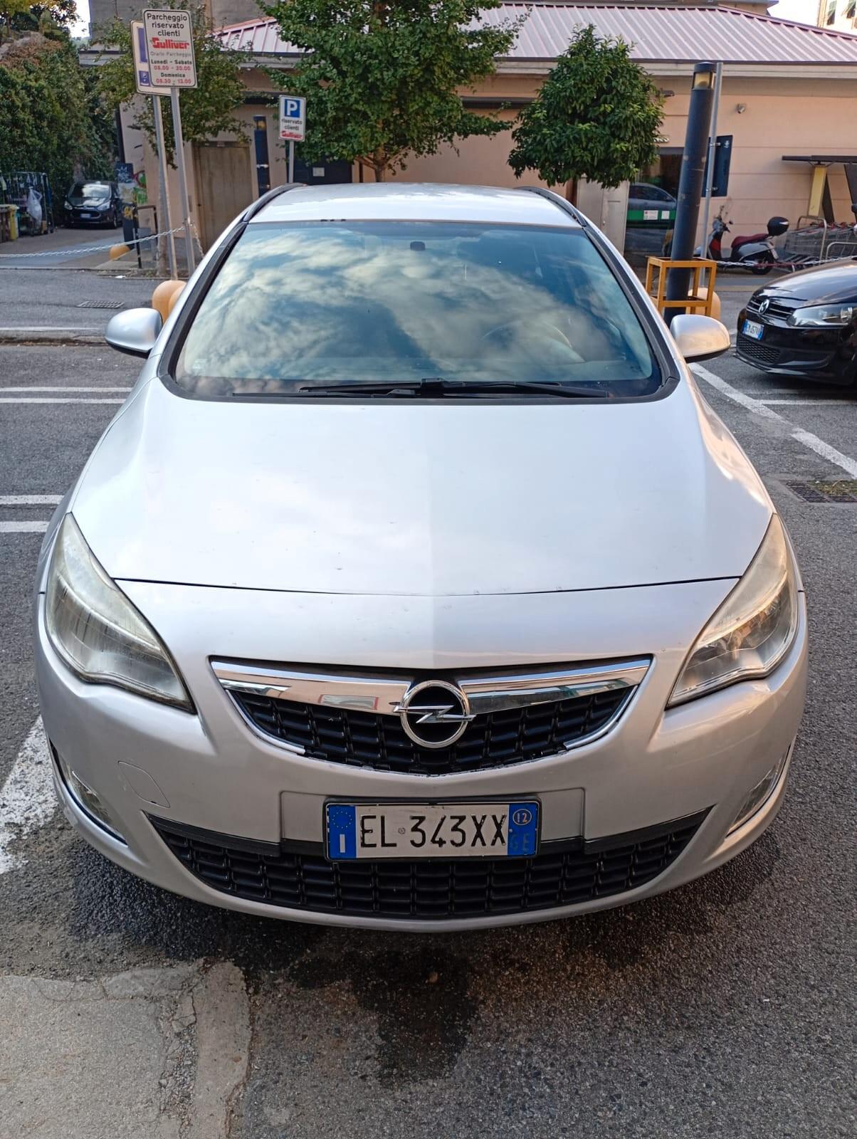 Opel Astra 1.7 CDTI 110CV Sports Tourer Cosmo