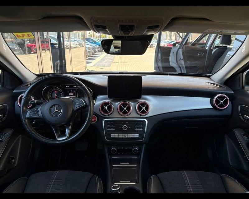 Mercedes-Benz GLA GLA 200 d Automatic Night Edition