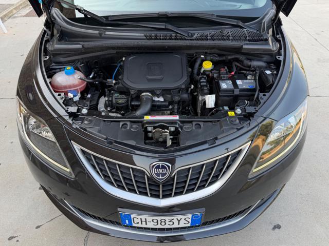 LANCIA Ypsilon GOLD+NAVI CARPLAY+SENSORI+LED