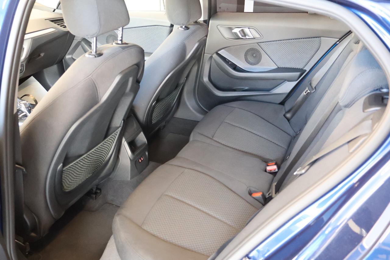 Bmw 116d 5p. Advantage