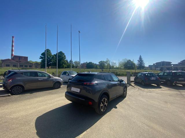 PEUGEOT 2008 *PROMO* PureTech 100 S&S Allure