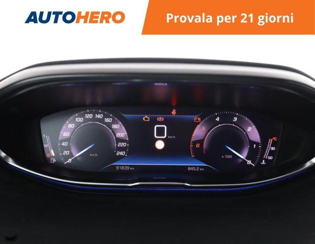 PEUGEOT 5008 BlueHDi 130 S&S Active Business