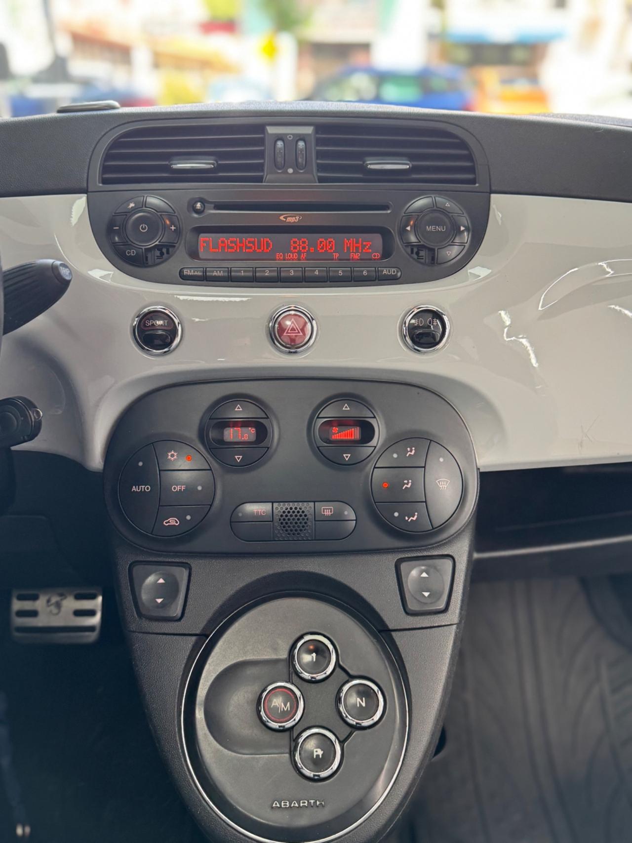 Abarth 500 500C 1.4 TURBO T-JET MTA BICOLORE