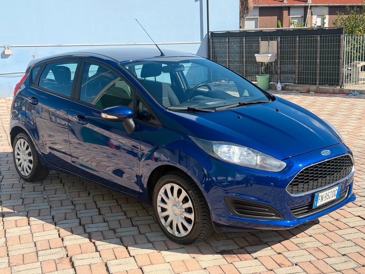Ford Fiesta 1.2 82CV 5 porte Titanium