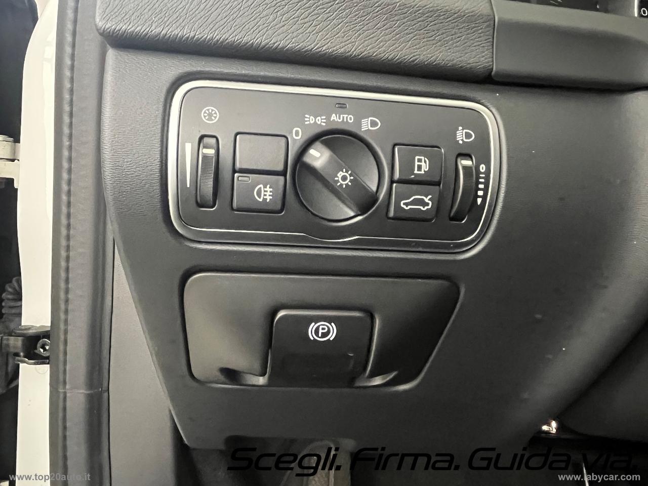 VOLVO V60 Cross Country D3 Geartronic Momentum