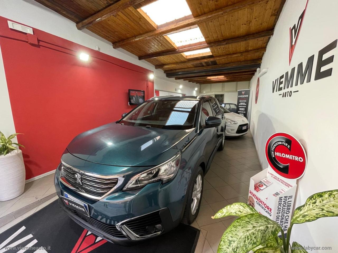 PEUGEOT 5008 BlueHDi 130 S&S Allure