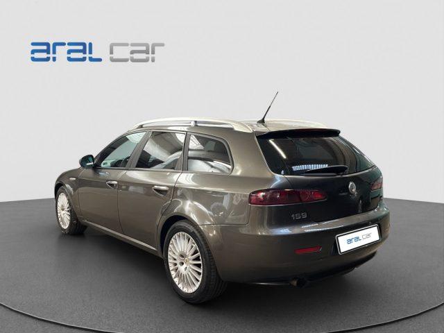 ALFA ROMEO 159 1.9 JTS 16V Sportwagon Distinctive