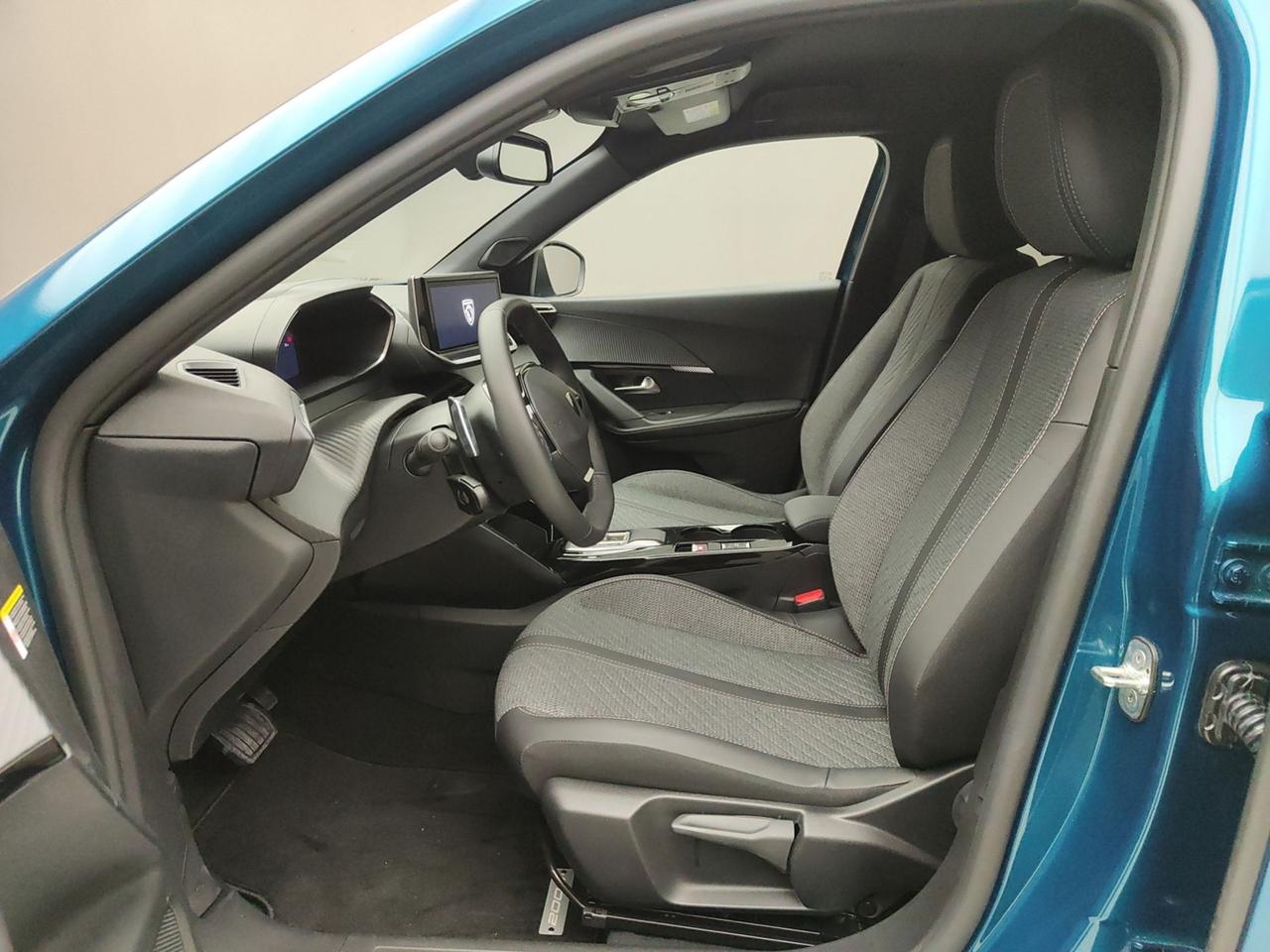 PEUGEOT 2008 II 2020 1.2 PURETECH 130CV ALLURE EAT8 (CAMBIO AUTOMATICO)