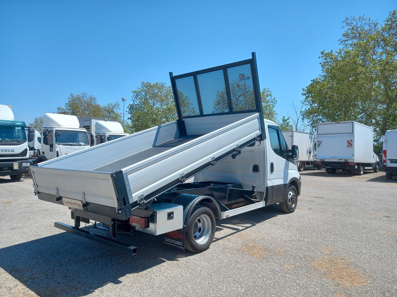 IVECO 35C14 - Cassone Ribaltabile Trilaterale "Nuovo di Fabbrica" (C34)